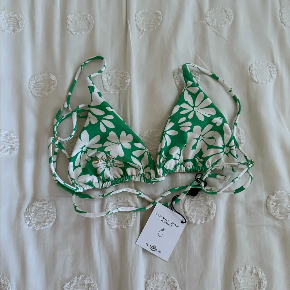 Skatie Green and White Floral String Bikini - Picture 4 of 11
